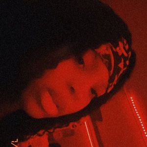 Meet your Posher, Makayla